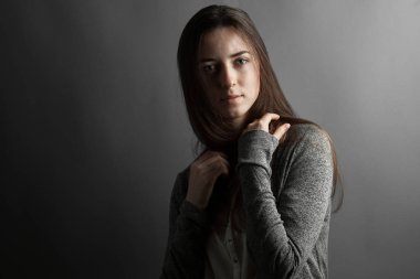 Uzun Fuarı güzel kadın var. Stüdyo portre