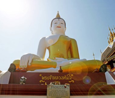 Chiang Mai, Tayland - 30 Ocak 2017: Sabah orada, Big Buddha