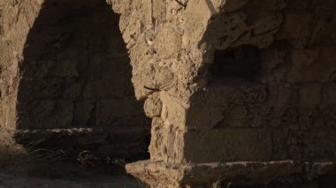 Caesarea İsrail sahilde eski su kemeri