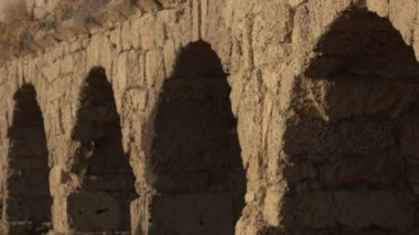 Kemerli Roma su kemeri İsrail'in üzerinde yavaş Pan