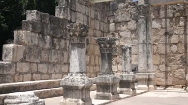 İsrail Eski sinagog moloz üzerinde yavaş Pan 