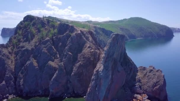 Baikal lake shore and rocks from aerial view — Stock Video