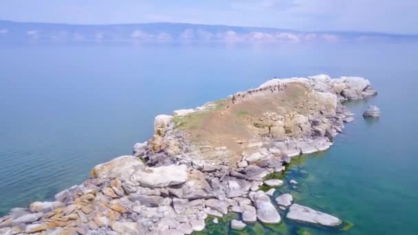 Insel im Baikalsee — Stockvideo