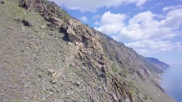 Baikal sjöstranden och stenar från Flygfoto — Stockvideo