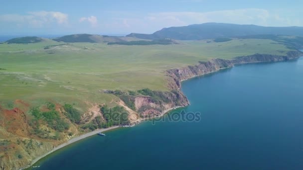 Baikal sjöstranden och stenar från Flygfoto — Stockvideo