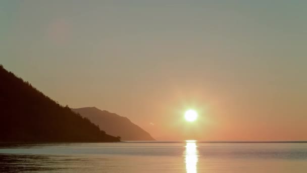 ProRes. Time lapse Rayos de sol Nubes Ver amanecer. Paisaje. Siberia . — Vídeo de stock