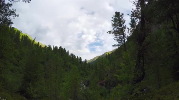 ProRes. Time lapse. The formation and movement of clouds over the mountains. Landscape. Siberia. — Stock Video