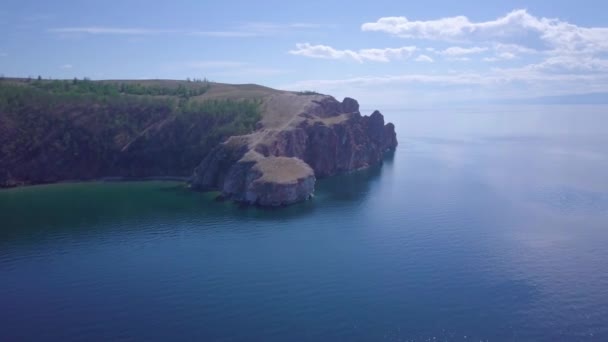 Brzegu Jeziora Bajkał Skały Lotu Ptaka Krajobraz — Wideo stockowe