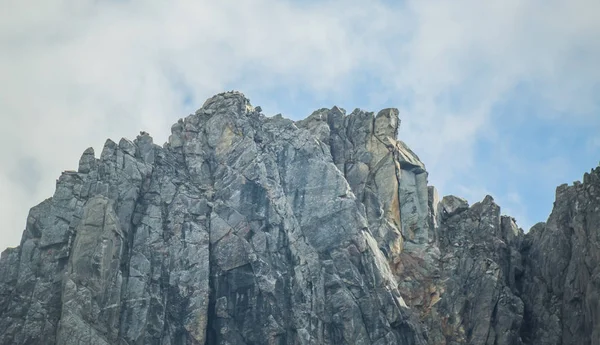 Dağ manzarası, doğa. Sibirya.