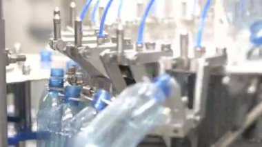 ProRes. Şişe fabrikası. Endüstriyel makine-aracı. Üretim.
