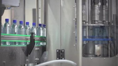 ProRes. Şişe fabrikası. Endüstriyel makine-aracı. Üretim.