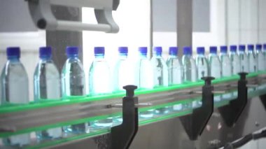 ProRes. Şişe fabrikası. Endüstriyel makine-aracı. Üretim.