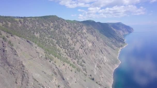 Prores Baykal Göl Kıyısı Havadan Görünümü Kayalardan Manzara — Stok video