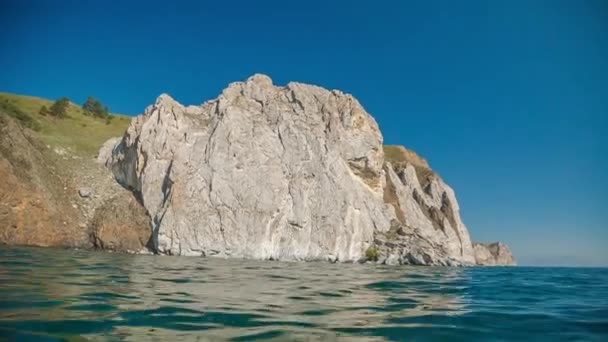 Prores Brzegu Jeziora Bajkał Skał Krajobraz — Wideo stockowe