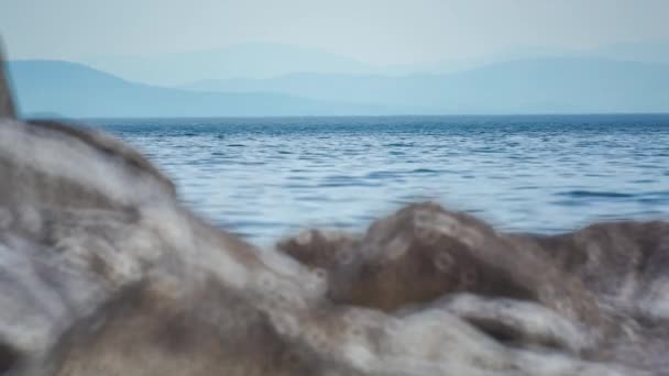 Prores Orilla Del Lago Baikal Rocas Paisaje — Vídeo de stock