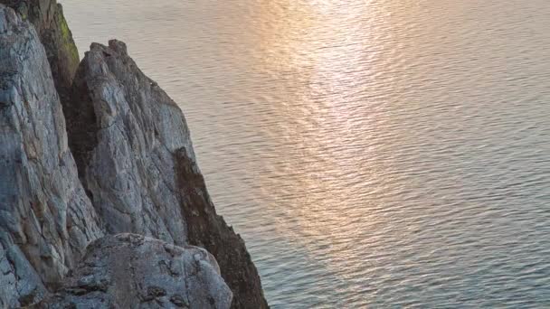 Prores Orilla Del Lago Baikal Rocas Paisaje — Vídeos de Stock