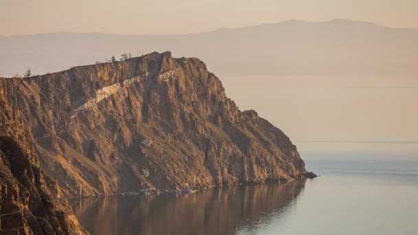 Prores Orilla Del Lago Baikal Rocas Paisaje — Vídeos de Stock