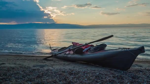 Prores Καγιάκ Στη Λίμνη Βαϊκάλη Ταξίδια — Αρχείο Βίντεο