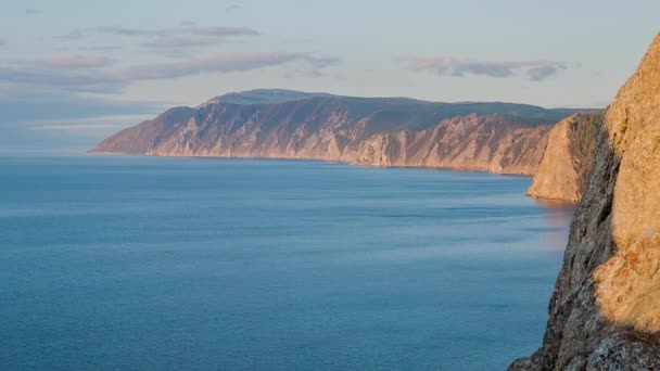 Prores Baikal Lago Costa Rochas Paisagem — Vídeo de Stock