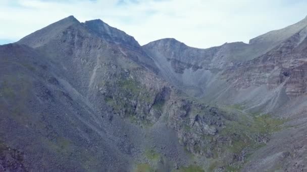 Montañas Desde Vista Aérea Paisaje Naturaleza Viajes — Vídeos de Stock