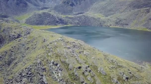 Montañas Desde Vista Aérea Paisaje Naturaleza Viajes — Vídeos de Stock