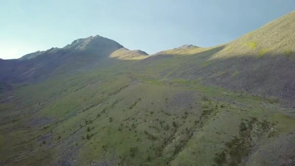空撮から山 風景です — ストック動画