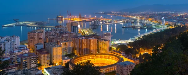 Panorama z noční Malaga — Stock fotografie