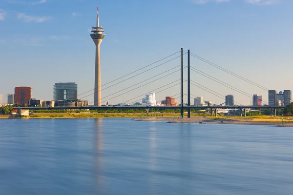 Uitzicht over de stad Dusseldorf — Stockfoto