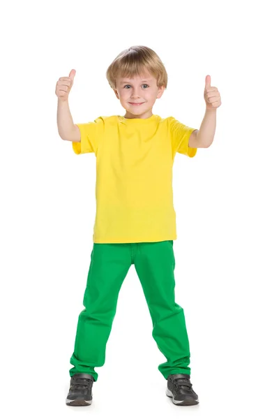 Niño en pantalones verdes — Foto de Stock