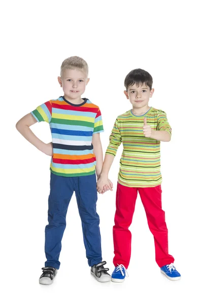 Mode gelukkig jonge jongens — Stockfoto