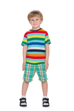 çizgili bir gömlek gülümseyen küçük çocuk