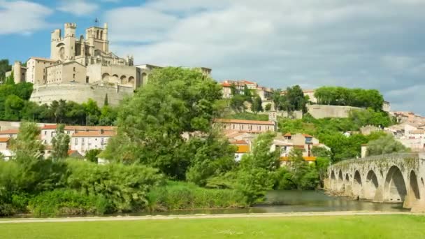 Beziers, w pochmurny dzień — Wideo stockowe