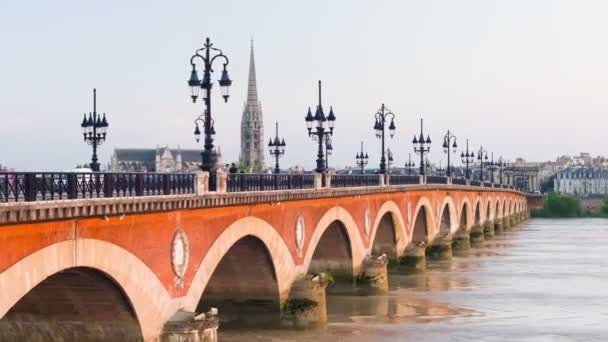 Ampliar el lapso de tiempo Burdeos ciudad al atardecer — Vídeos de Stock