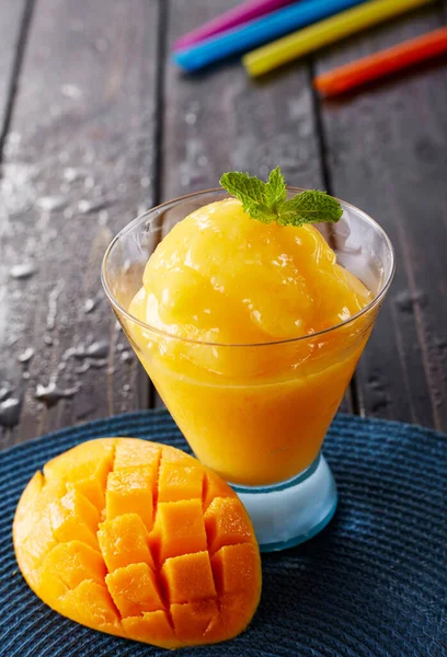 Delicioso Postre Batido Mango — Foto de Stock