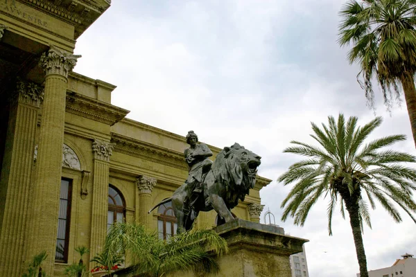 Teatro Massimo di Palermo — Stockfoto