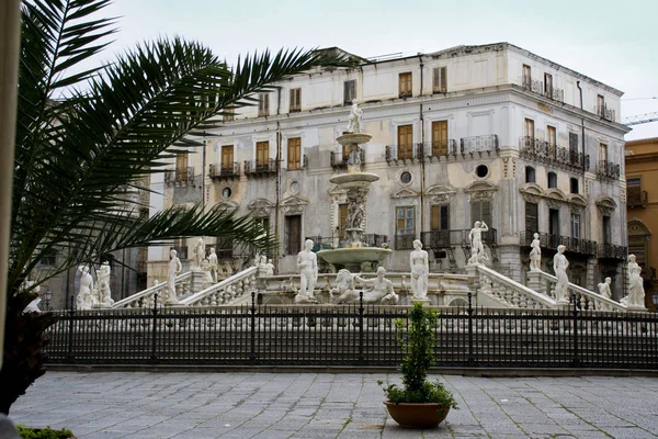 Piazza Pretoria di Palermo - Sicilia — Stockfoto