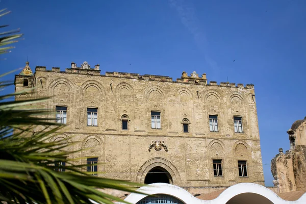 Palazzo della Zisa di Palermo — Fotografia de Stock