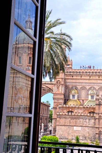 Maestosa Cattedrale de Palermo — Foto de Stock