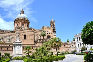 Maestosa Cattedrale di Filiermo