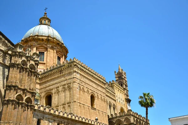 Maestosa Cattedrale di Palermo — Fotografia de Stock