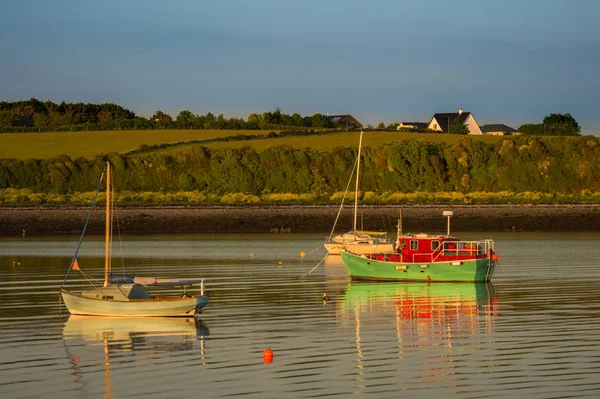 Bateaux à la jetée à Oranmore, Co. Galway . — Photo