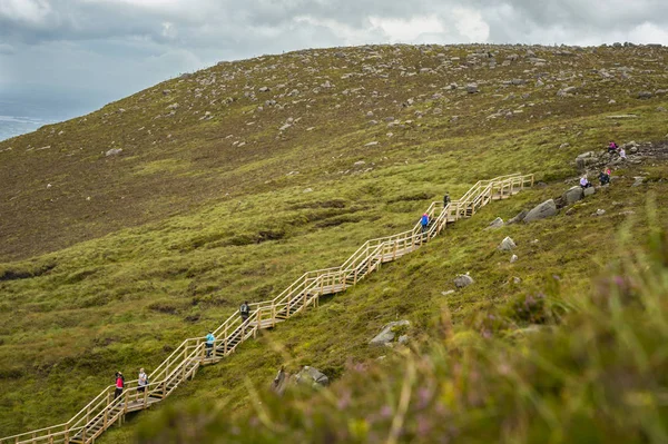 Walkers Cuilcagh Mountain cennete merdiven üzerinde