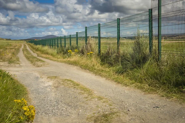 Dar karayolunda Carrickfinn Havaalanı co Donegal çalışan