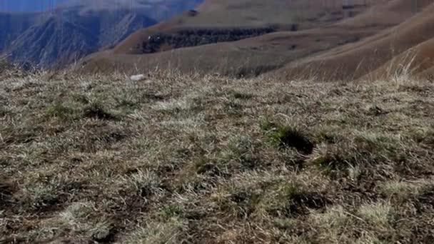 Vertical panning on mount Elbrus — Stock Video