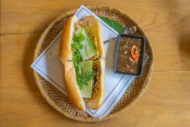 Geleneksel Vietnam mutfağının en iyi görüntüsü, banh mi 