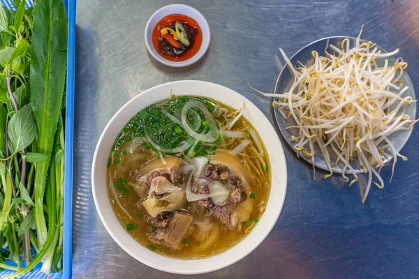 Top view of famous local traditional Vietnamese food - Pho — Stockfoto