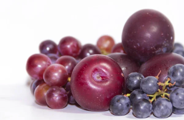 Variedade Uvas Ameixas Cores Ultravioletas — Fotografia de Stock