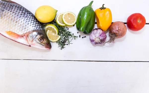 Fisch Und Gemüse Mit Platz Für Text — Stockfoto