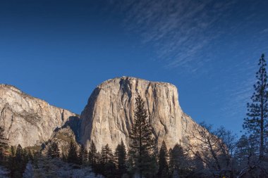 El Capitan Yosemite Vadisi'nde