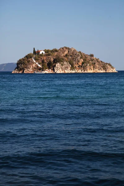 Vista del paesaggio marino e dell'isola — Foto Stock